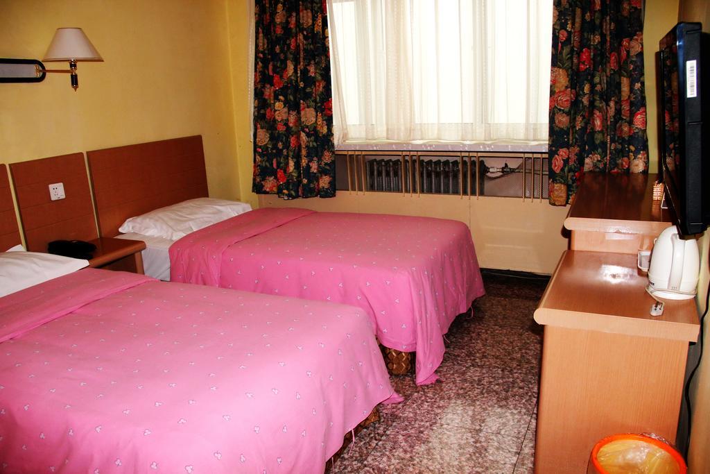 Chunheyuan Hotel 3*