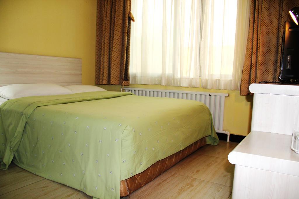 Hotel Chunheyuan 3*